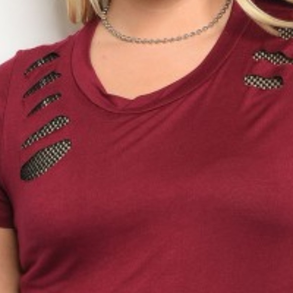 +sz Distressed tee w/mesh - Picture 4 of 4